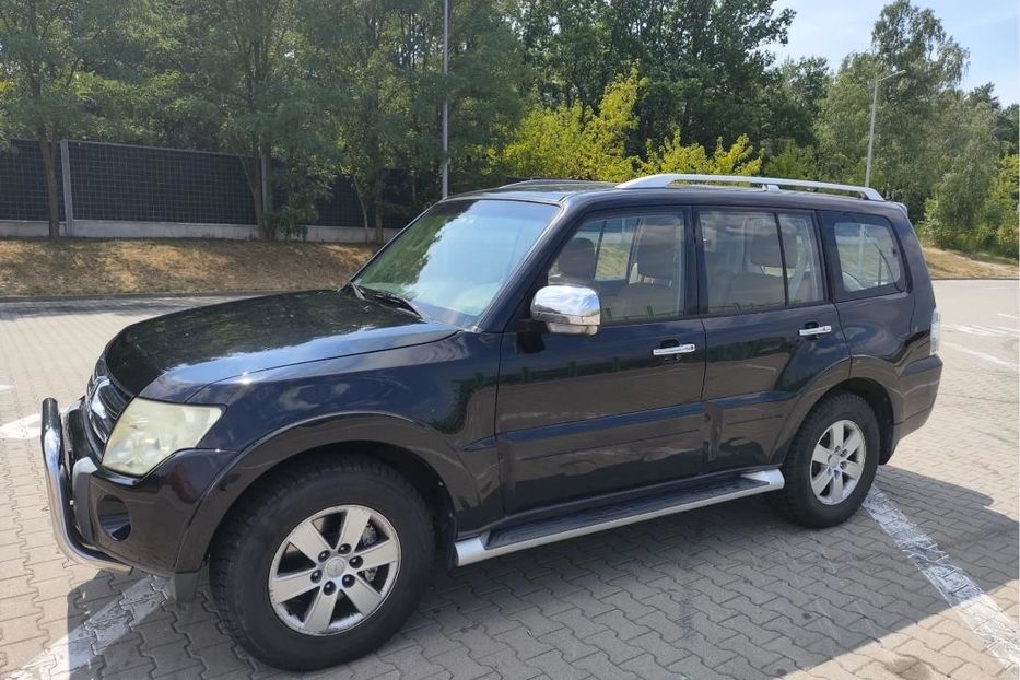 Продам Mitsubishi Pajero 2010 года в Харькове