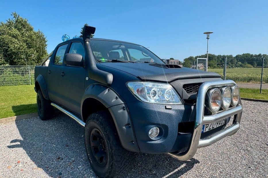 Продам Toyota Hilux 2010 года в Сумах