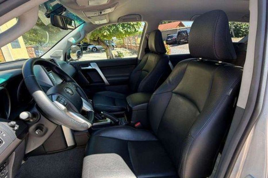 Продам Toyota Land Cruiser Prado 2010 года в Одессе