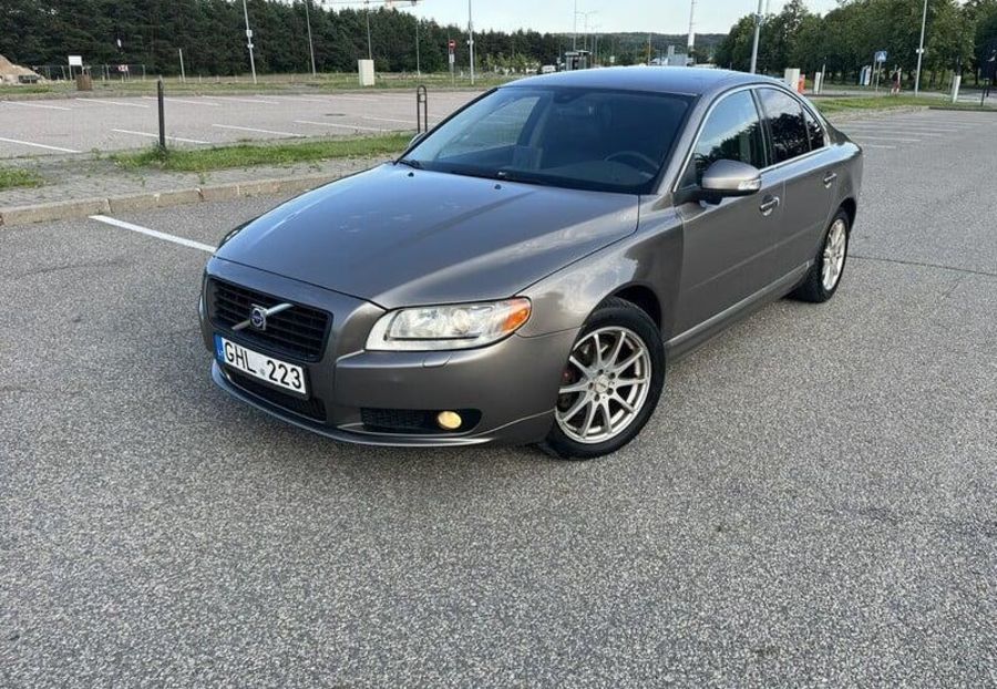 Продам Volvo V40 2007 года в г. Донецкое, Донецкая область