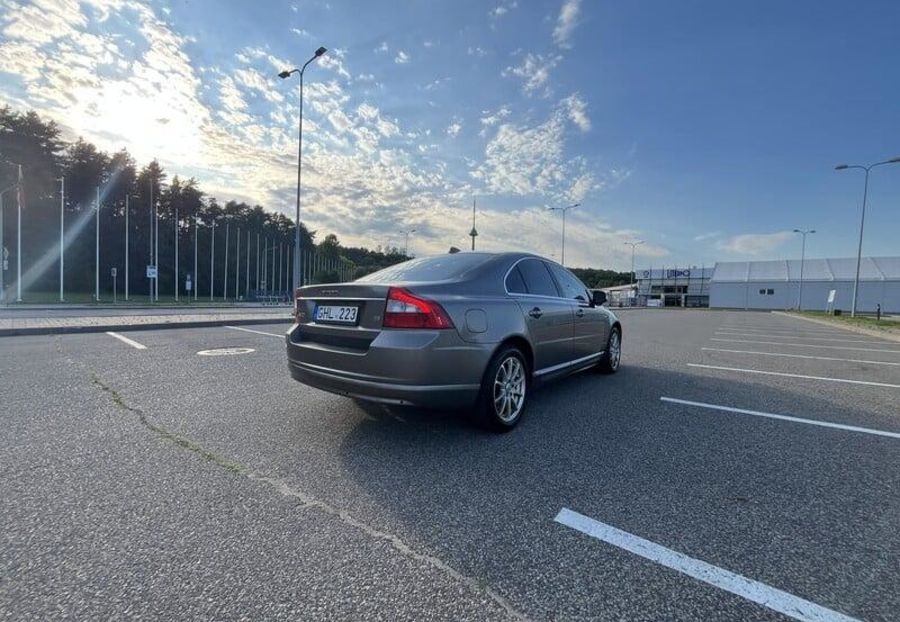 Продам Volvo V40 2007 года в г. Донецкое, Донецкая область