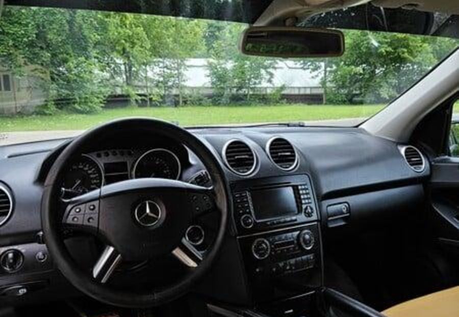 Продам Mercedes-Benz ML 320 2008 года в Полтаве