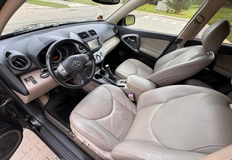 Продам Toyota Rav 4 2006 года в Сумах