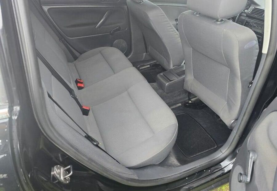 Продам Volkswagen Passat B5 2004 года в Харькове