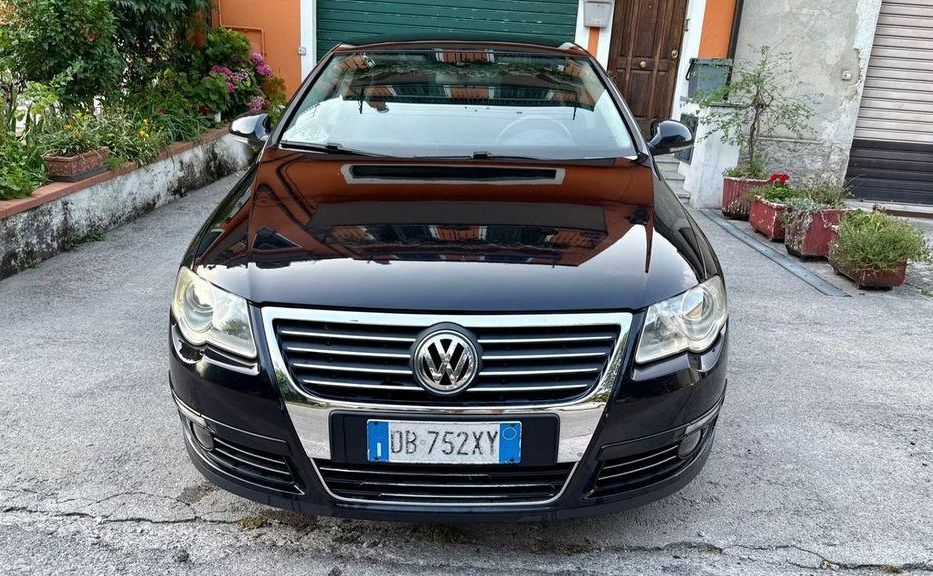 Продам Volkswagen Passat B6 2004 года в Киеве