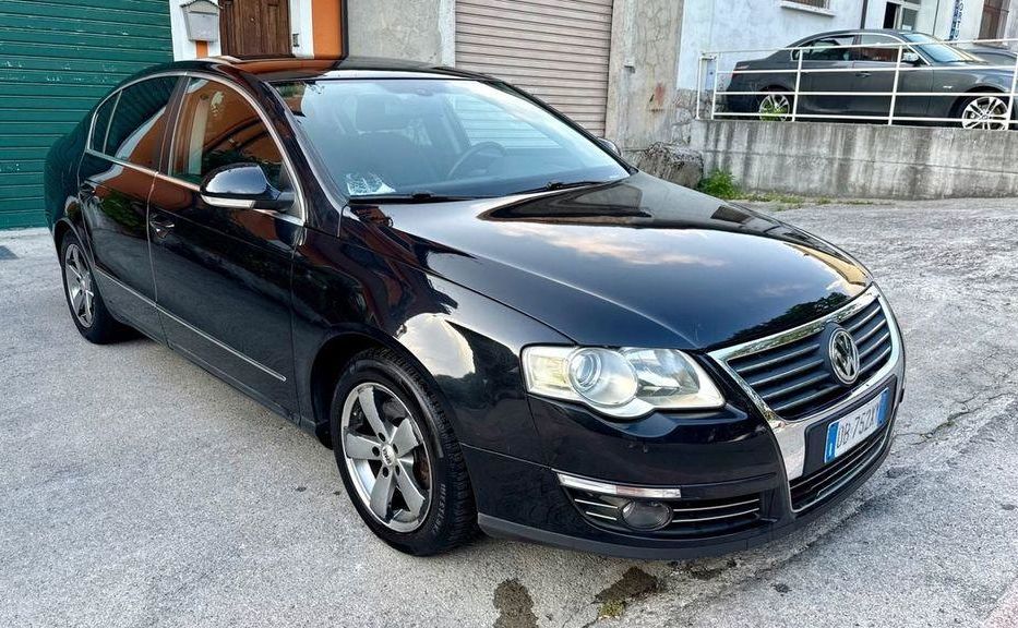 Продам Volkswagen Passat B6 2004 года в Киеве