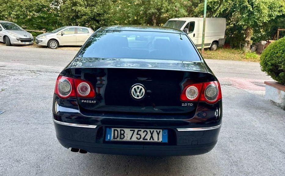 Продам Volkswagen Passat B6 2004 года в Киеве