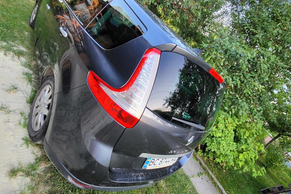 Продам Renault Grand Scenic 2011 года в Львове