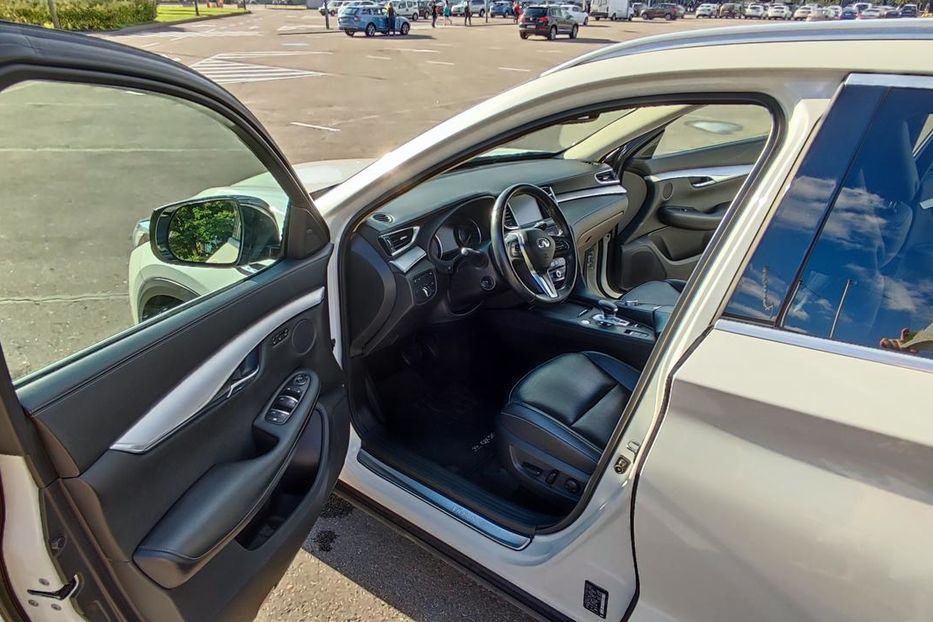 Продам Infiniti QX50 Infiniti QX50 AWD Luxe Proacti 2018 года в Киеве
