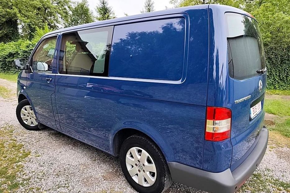 Продам Volkswagen T5 (Transporter) пасс. 2005 года в Харькове