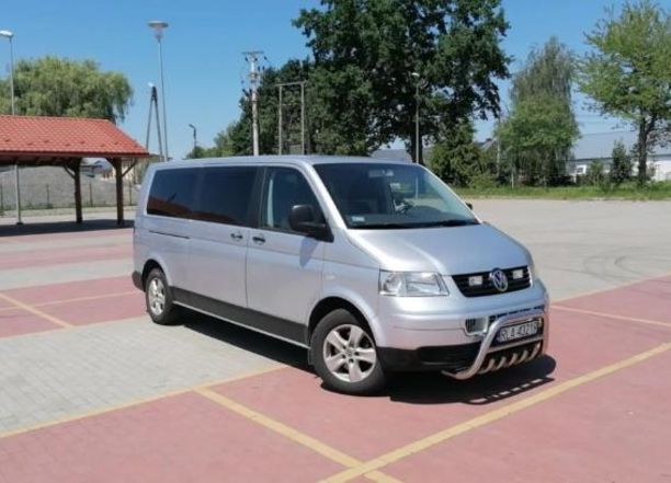 Продам Volkswagen T5 (Transporter) пасс. 2004 года в Сумах