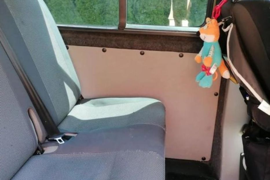 Продам Volkswagen T5 (Transporter) пасс. 2004 года в Сумах