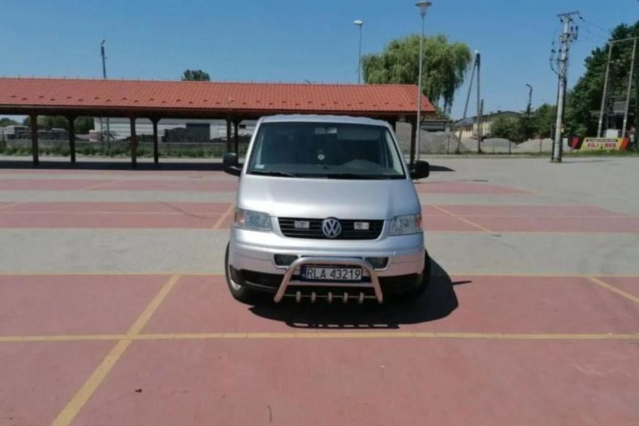 Продам Volkswagen T5 (Transporter) пасс. 2004 года в Сумах