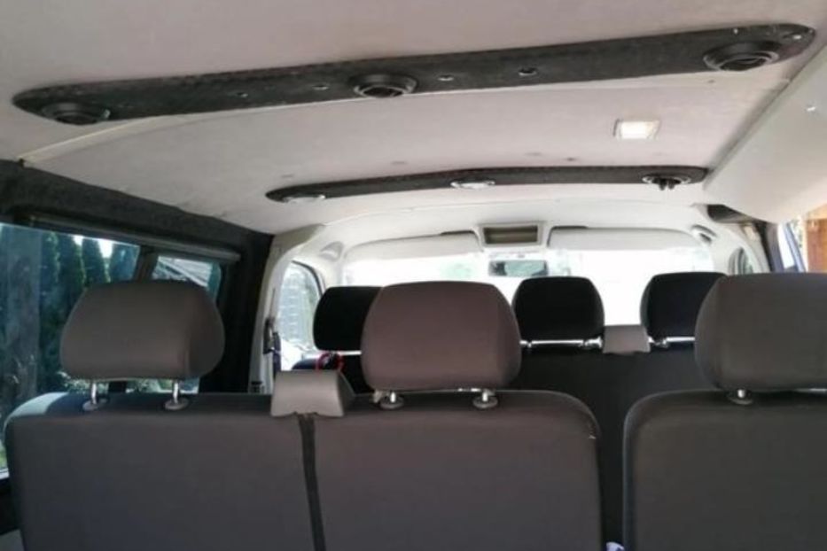 Продам Volkswagen T5 (Transporter) пасс. 2004 года в Сумах