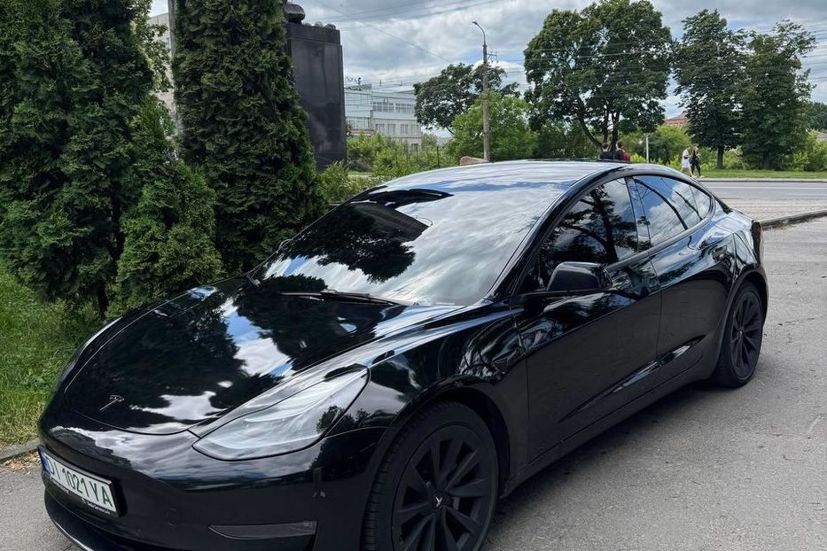 Продам Tesla Model 3 Long Range dual motor 2022 года в Хмельницком