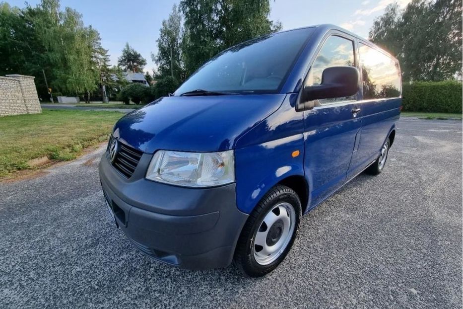 Продам Volkswagen T5 (Transporter) пасс. 2005 года в Николаеве