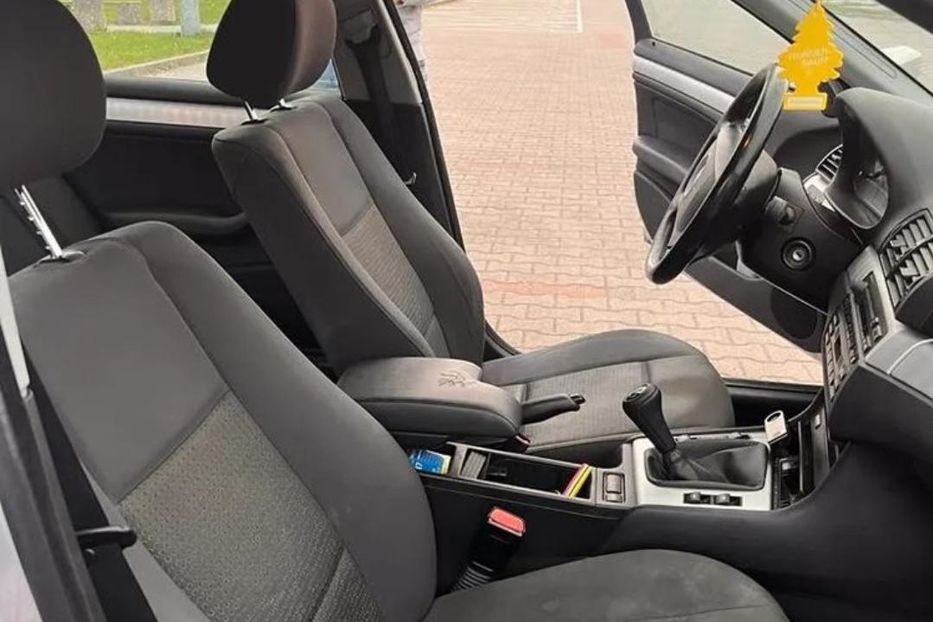 Продам BMW 320 2002 года в Львове