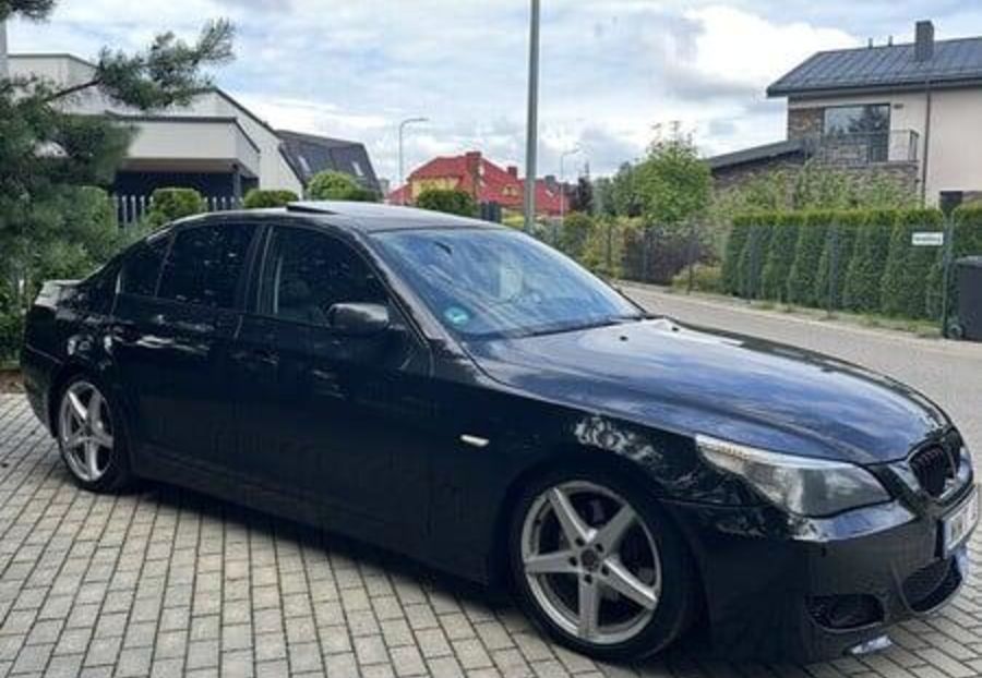 Продам BMW 530 2004 года в Одессе