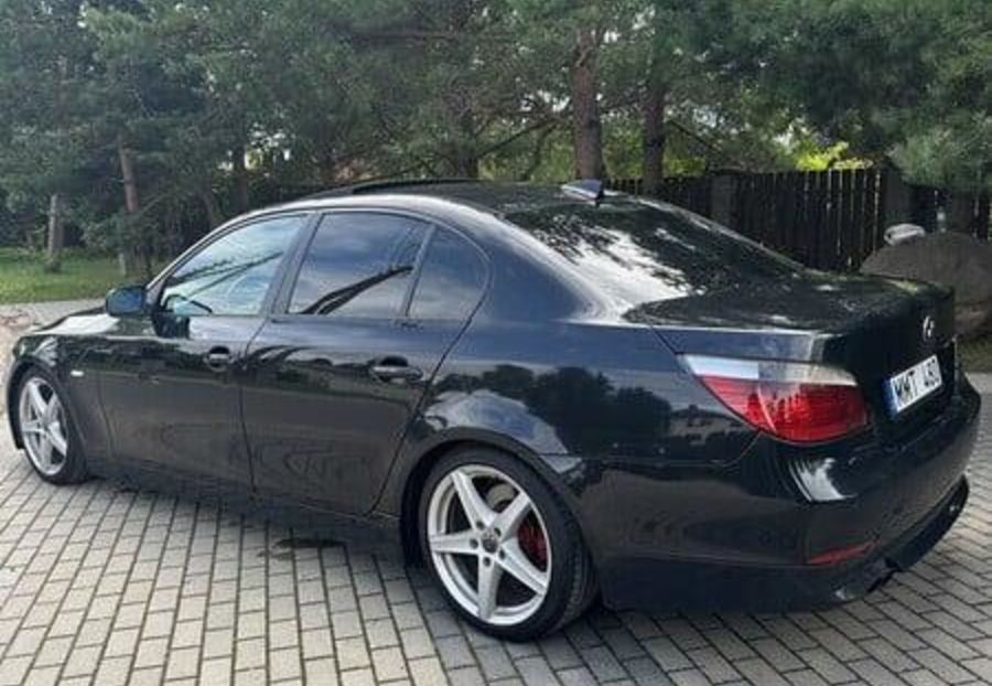 Продам BMW 530 2004 года в Одессе