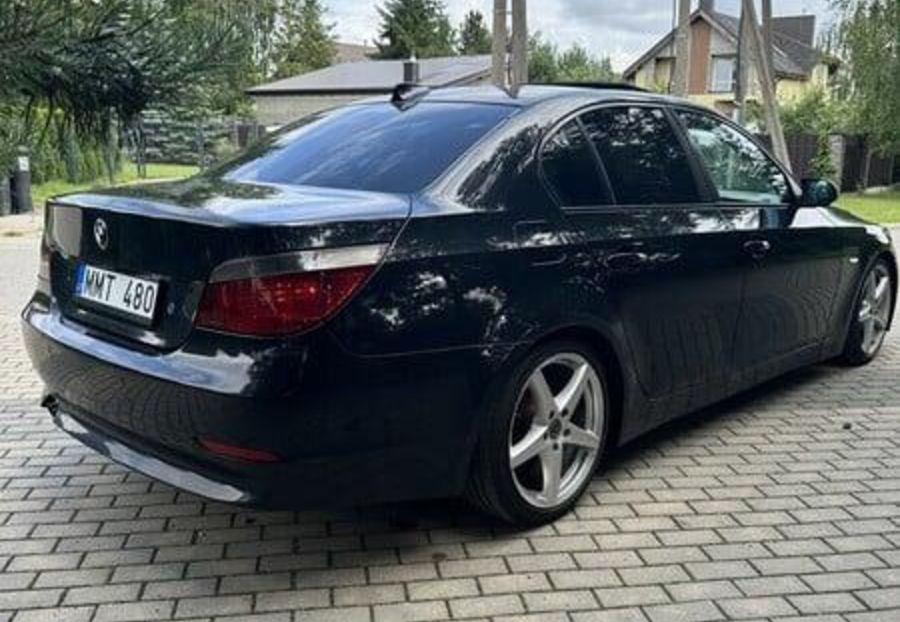 Продам BMW 530 2004 года в Одессе
