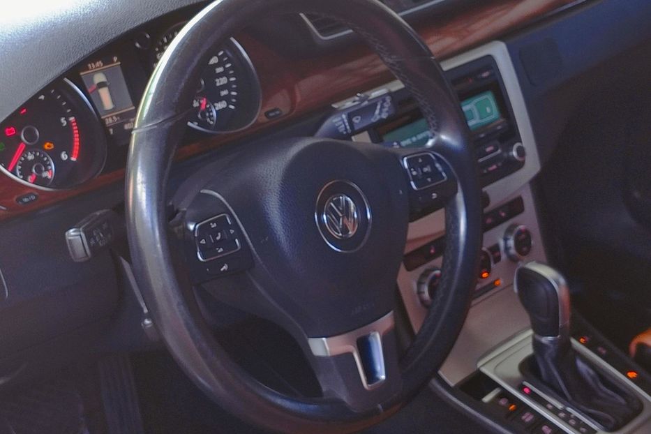 Продам Volkswagen Passat B7 2.0 TDI DSG6 DQ 250 2013 года в г. Умань, Черкасская область