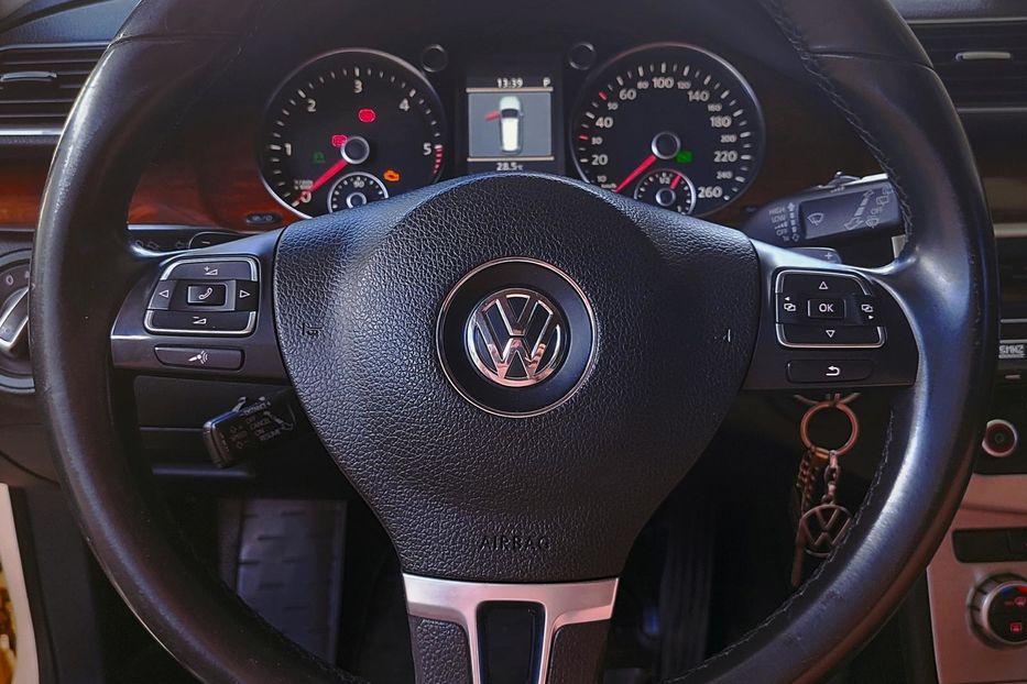 Продам Volkswagen Passat B7 2.0 TDI DSG6 DQ 250 2013 года в г. Умань, Черкасская область