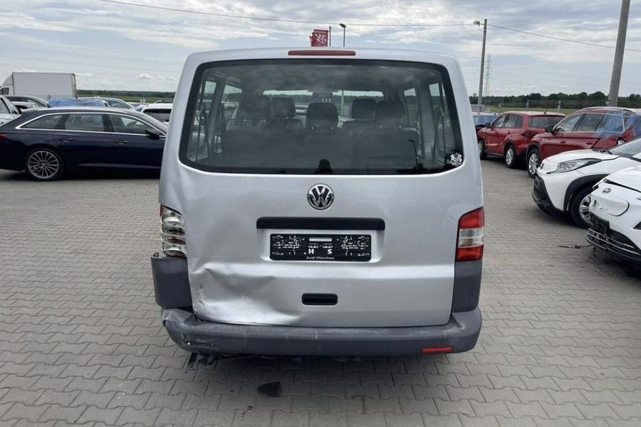 Продам Volkswagen T5 (Transporter) пасс. 2.0 TDI 2010 года в Львове