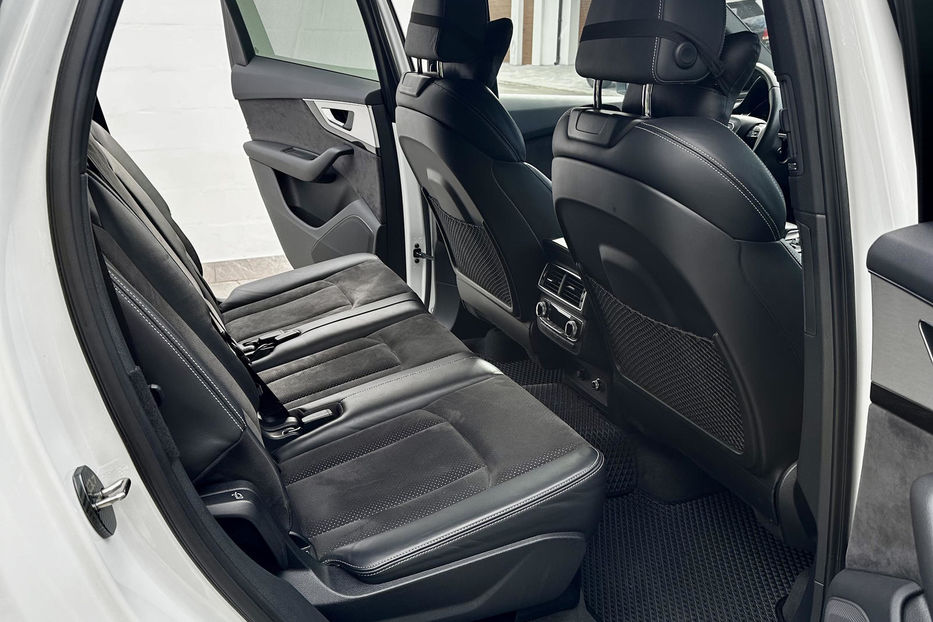 Продам Audi Q7 S line 2018 года в Одессе