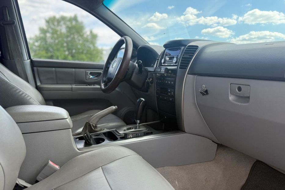 Продам Kia Sorento 2006 года в Харькове