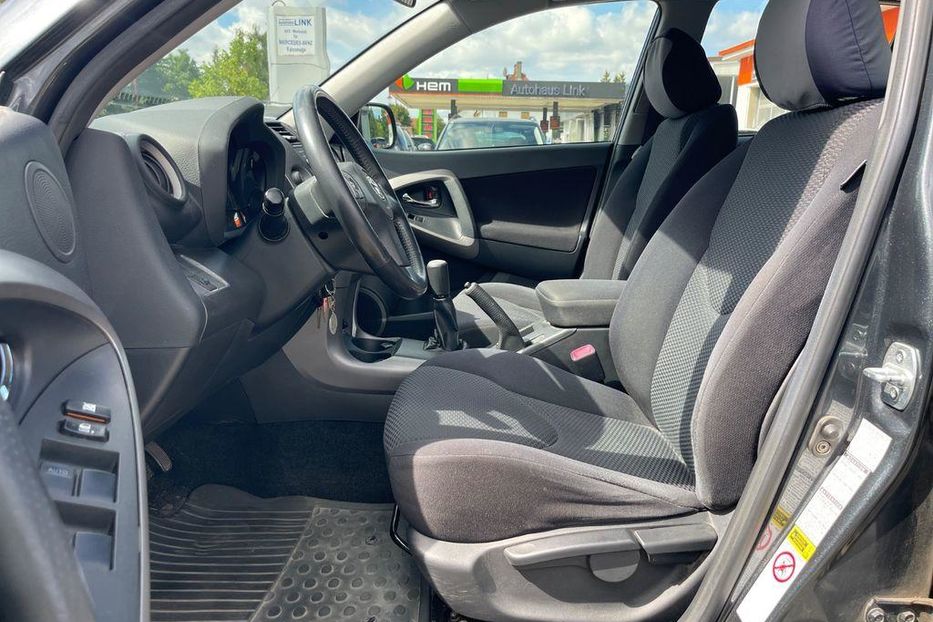 Продам Toyota Rav 4 2006 года в Сумах