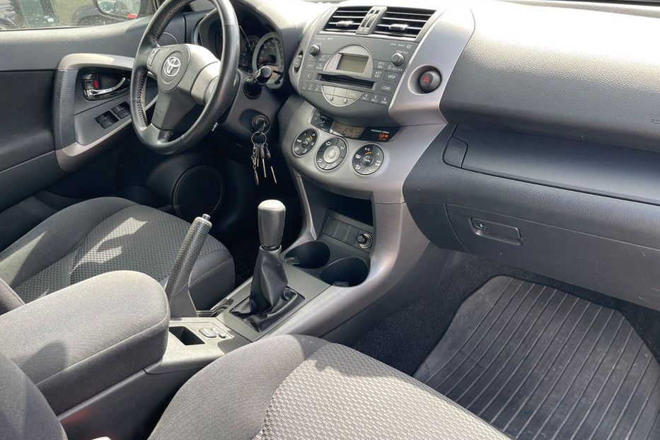 Продам Toyota Rav 4 2006 года в Сумах