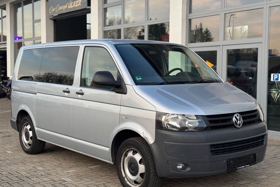 Продам Volkswagen T5 (Transporter) пасс. 2010 года в Херсоне
