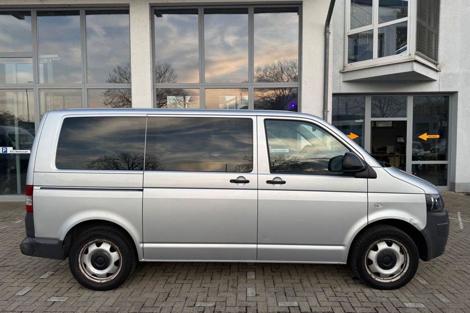 Продам Volkswagen T5 (Transporter) пасс. 2010 года в Херсоне