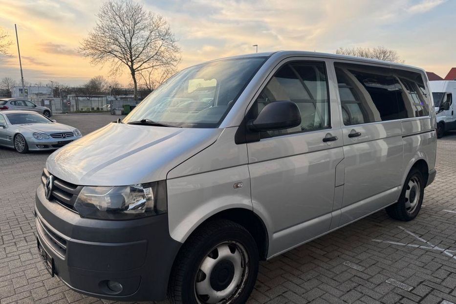Продам Volkswagen T5 (Transporter) пасс. 2010 года в Херсоне