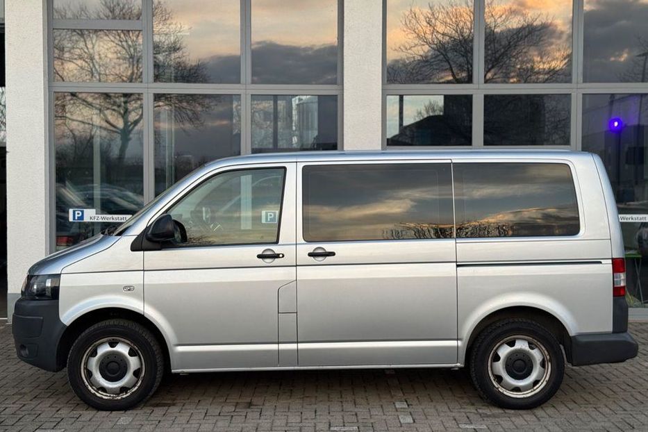 Продам Volkswagen T5 (Transporter) пасс. 2010 года в Херсоне