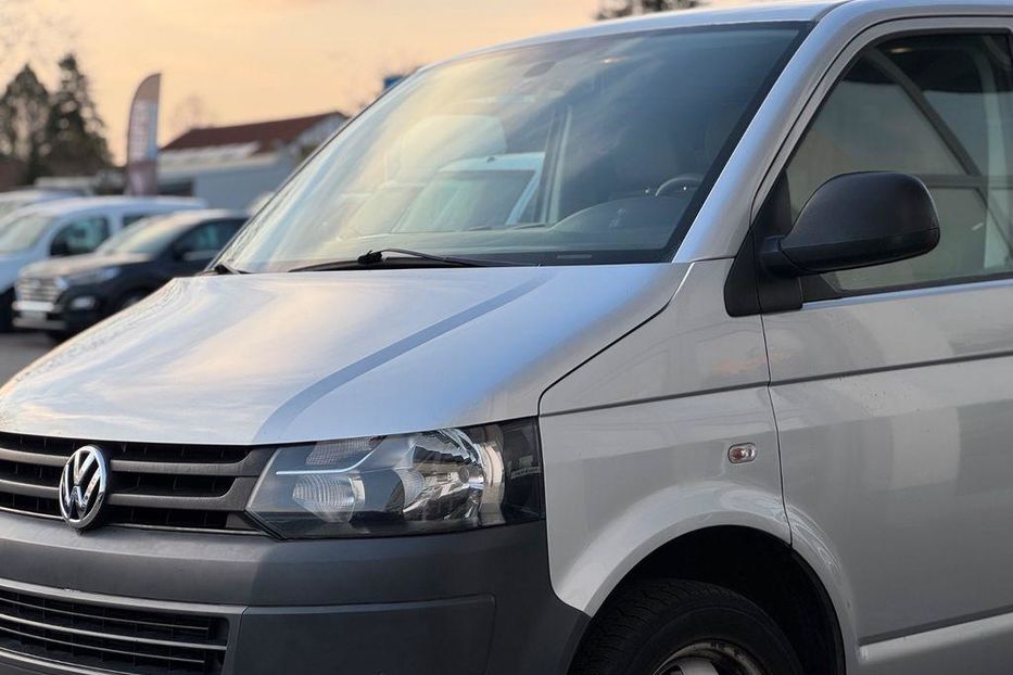 Продам Volkswagen T5 (Transporter) пасс. 2010 года в Херсоне