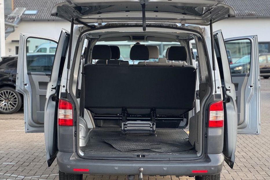 Продам Volkswagen T5 (Transporter) пасс. 2010 года в Херсоне