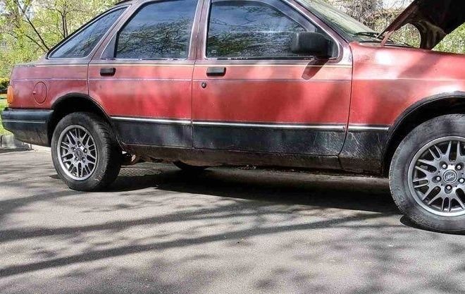 Продам Ford Sierra хатчбек 1987 года в Киеве