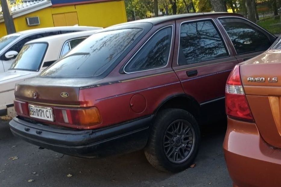 Продам Ford Sierra хатчбек 1987 года в Киеве