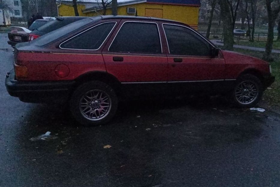 Продам Ford Sierra хатчбек 1987 года в Киеве