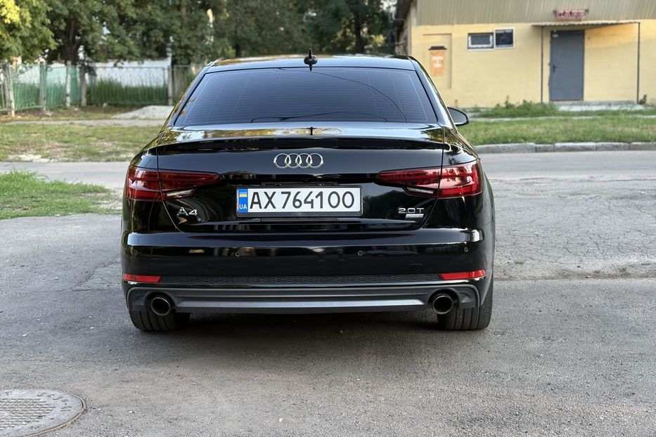 Продам Audi A4 2017 года в Харькове