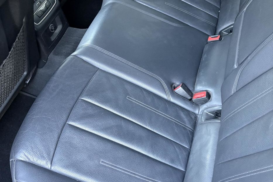 Продам Audi A4 2017 года в Харькове