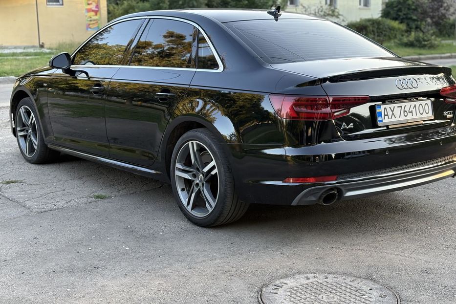 Продам Audi A4 2017 года в Харькове