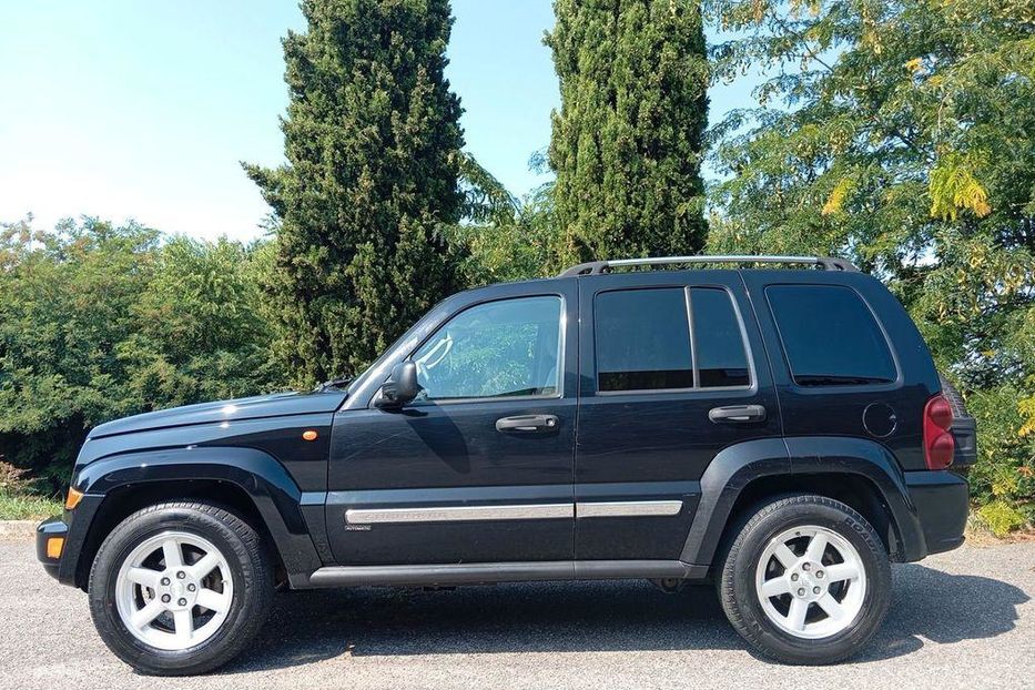Продам Jeep Cherokee 2005 года в Харькове