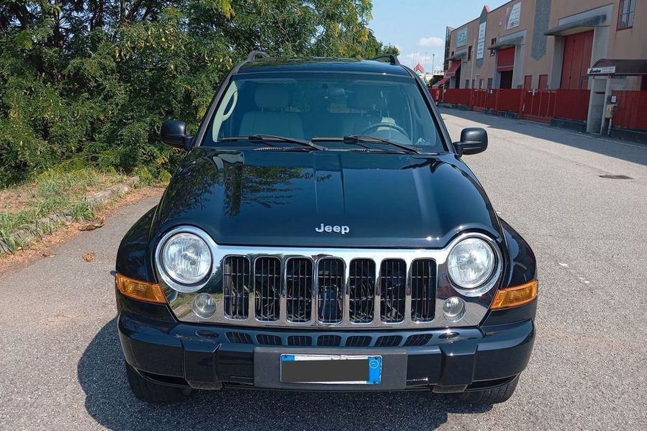 Продам Jeep Cherokee 2005 года в Харькове