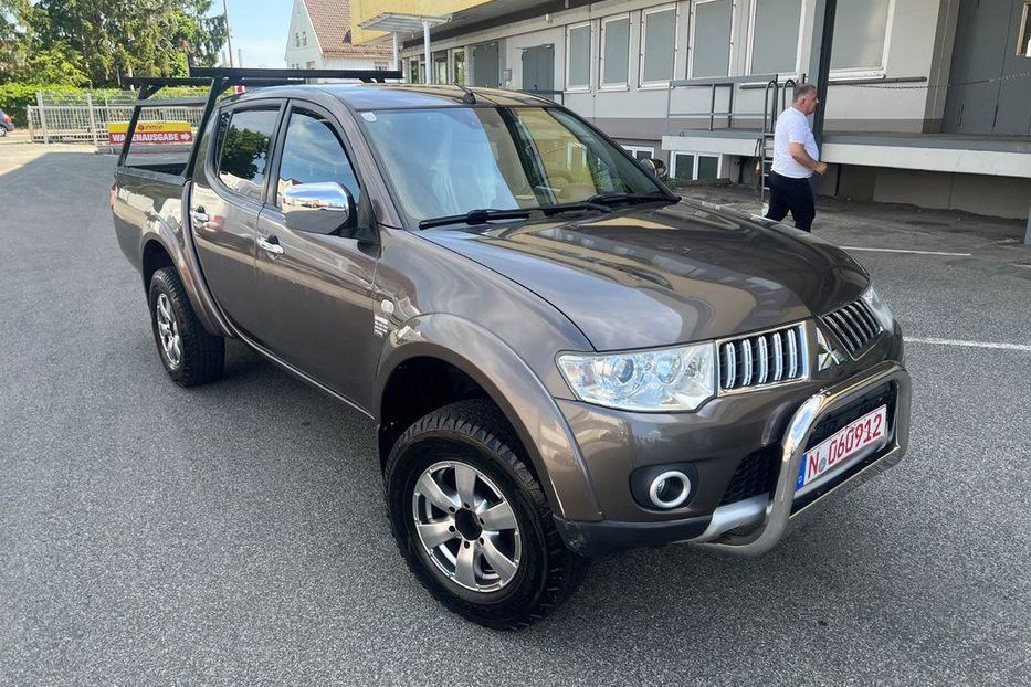 Продам Mitsubishi L 200 2012 года в г. Заречное, Ровенская область