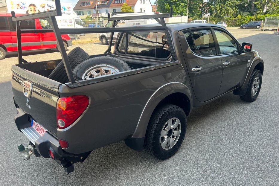 Продам Mitsubishi L 200 2012 года в г. Заречное, Ровенская область