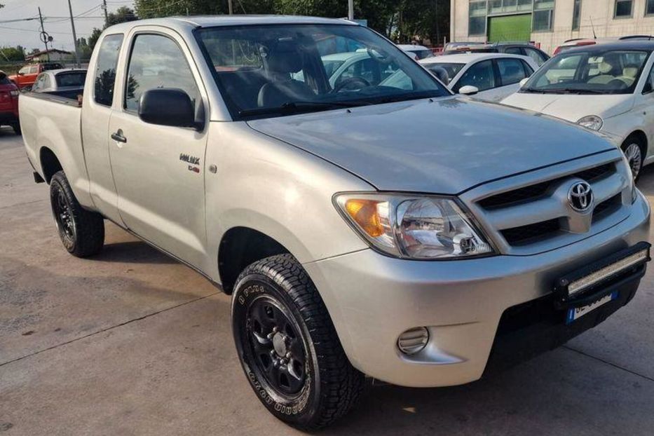 Продам Toyota Hilux 2006 года в Днепре