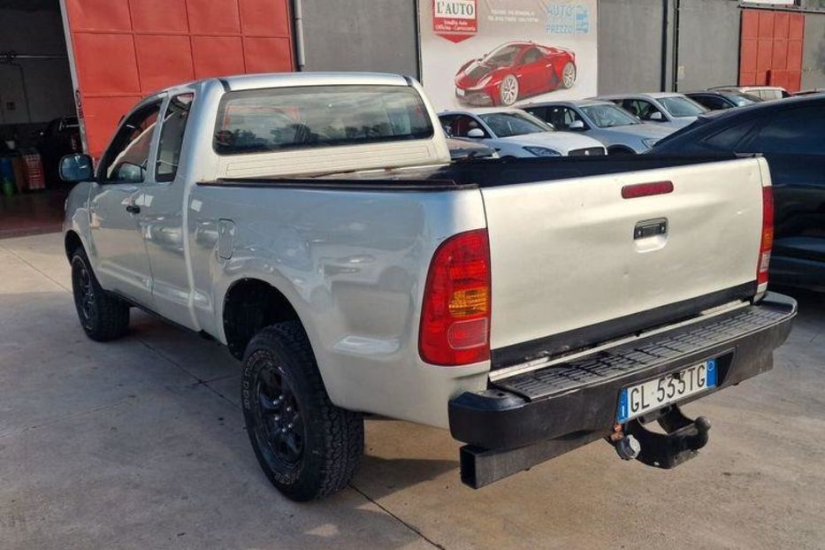 Продам Toyota Hilux 2006 года в Днепре