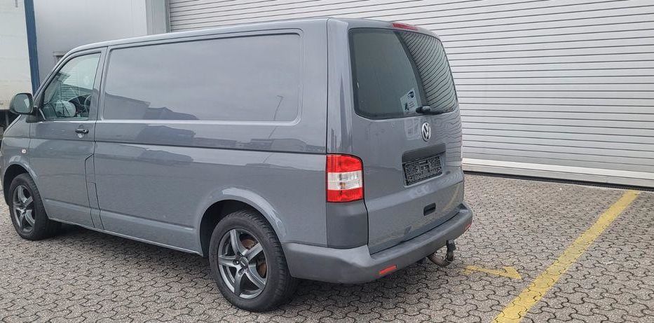 Продам Volkswagen T5 (Transporter) пасс. 2008 года в Запорожье